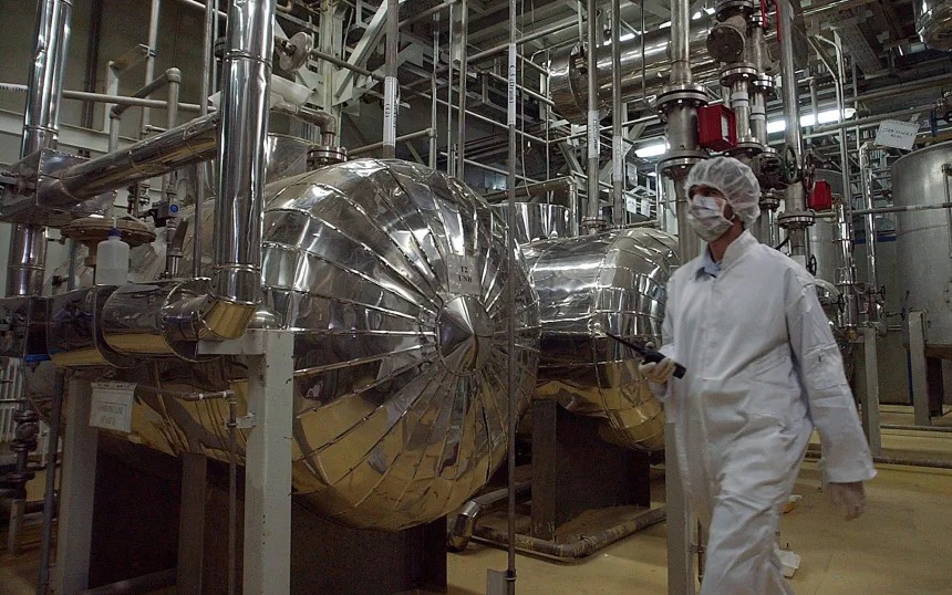 Iran đánh sập đường hầm, gài mìn phong tỏa kho uranium trước cảnh báo của ông Donald Trump