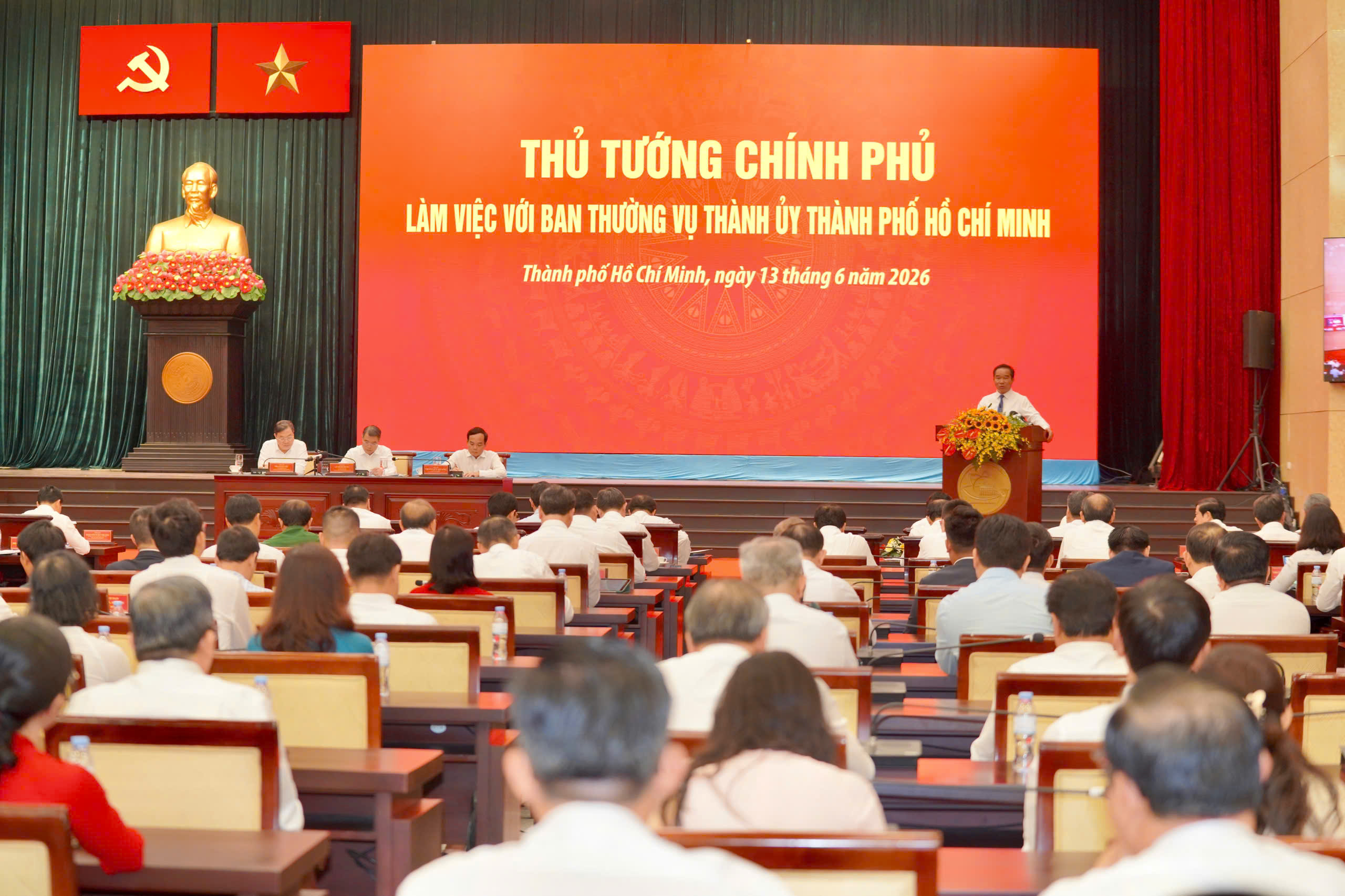 Thủ tướng Lê Minh Hưng làm việc với TPHCM - Ảnh 4.