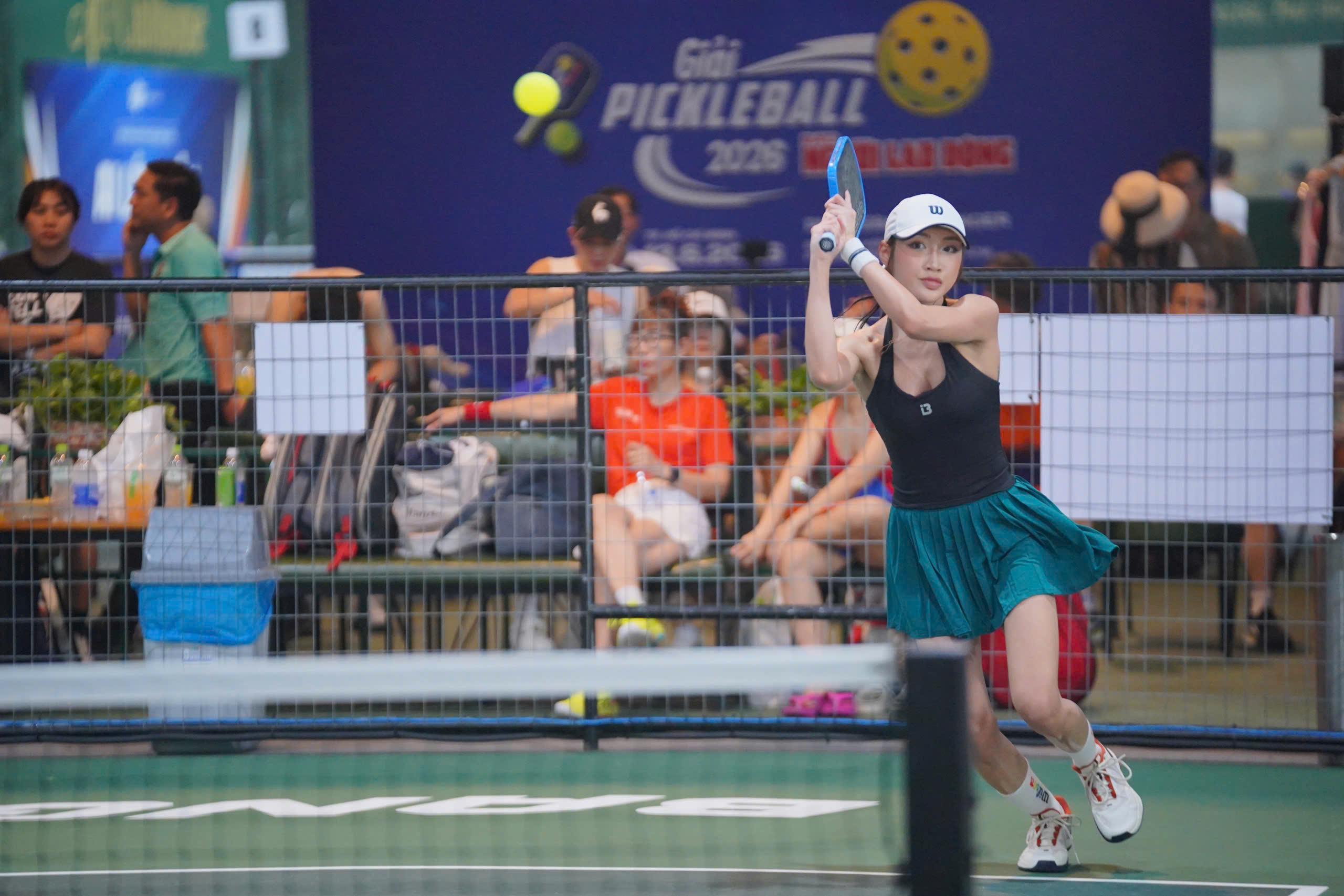 Giải Pickleball B&aacute;o Người Lao Động năm 2026: Những trận b&oacute;ng nảy lửa - Ảnh 36.