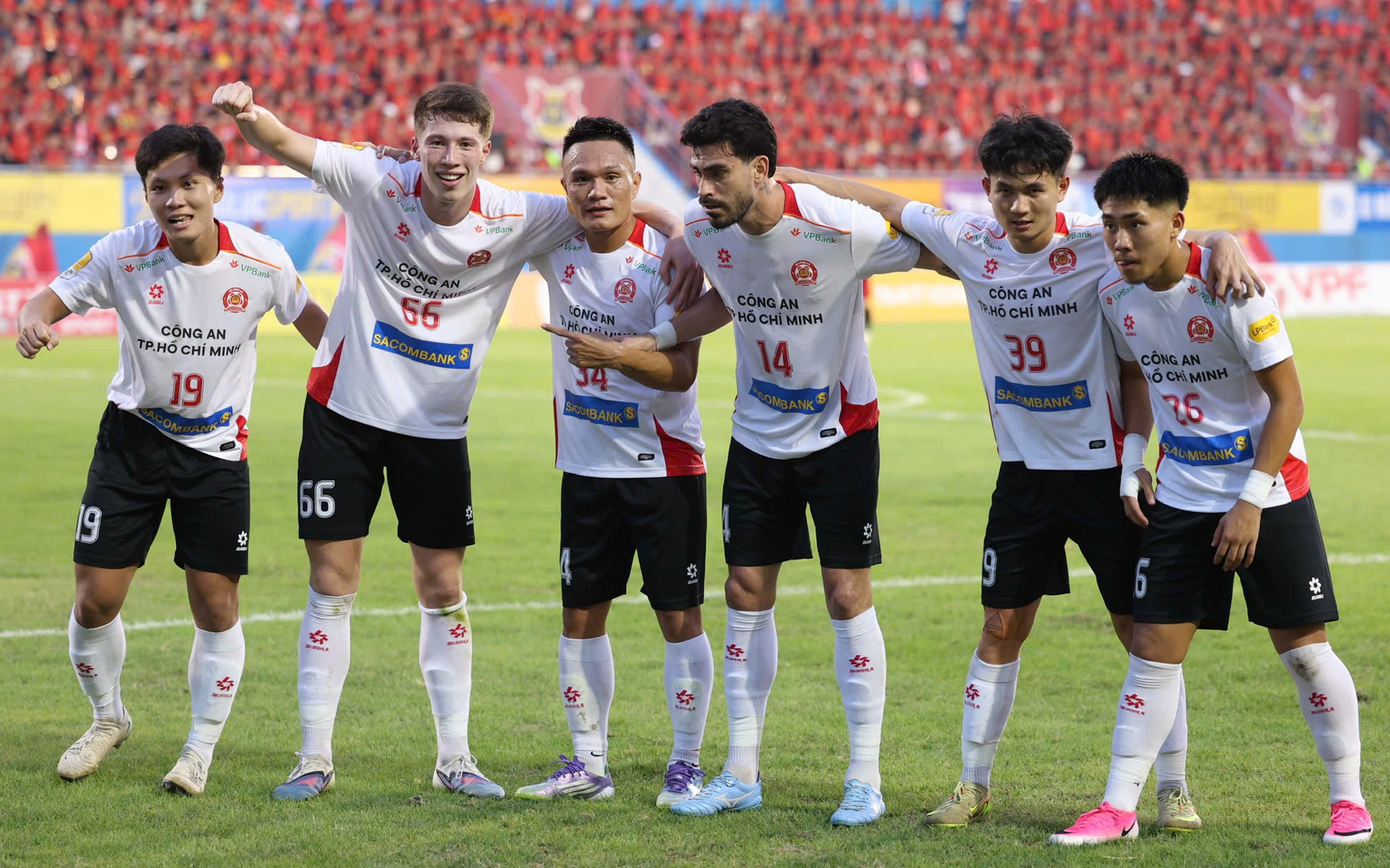 Thắng đẹp Ninh Bình FC, CLB Công an TP HCM vô địch Cúp Quốc gia 2025-2026
