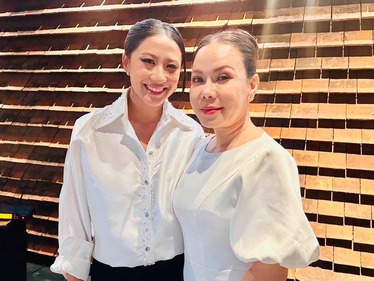 Nghệ sĩ Việt Hương vui mừng trước h&agrave;nh tr&igrave;nh nối nghiệp của Catherine T. Nguyen - Ảnh 1.