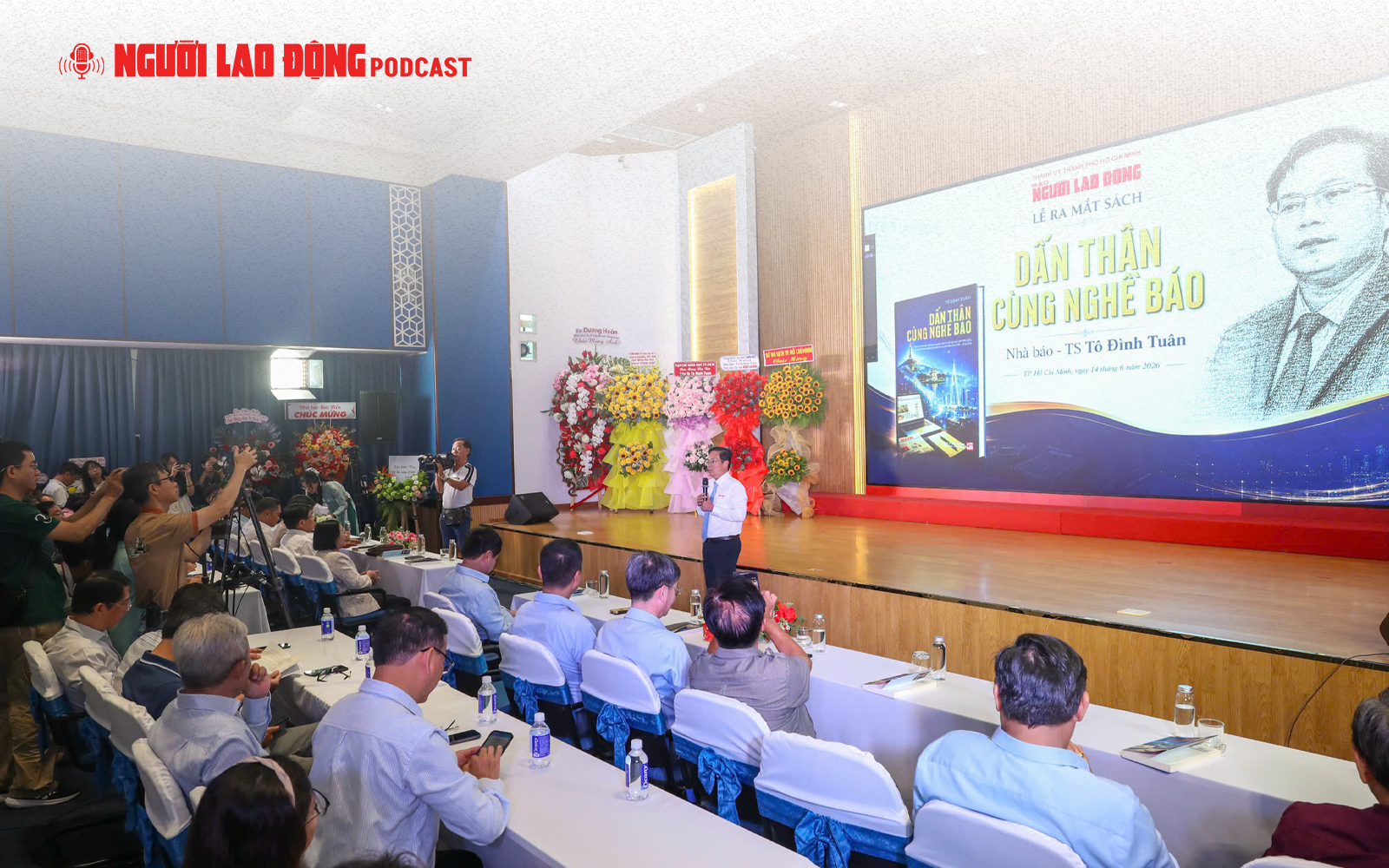 Ra mắt sách “Dấn thân cùng nghề báo” của Nhà báo - TS Tô Đình Tuân