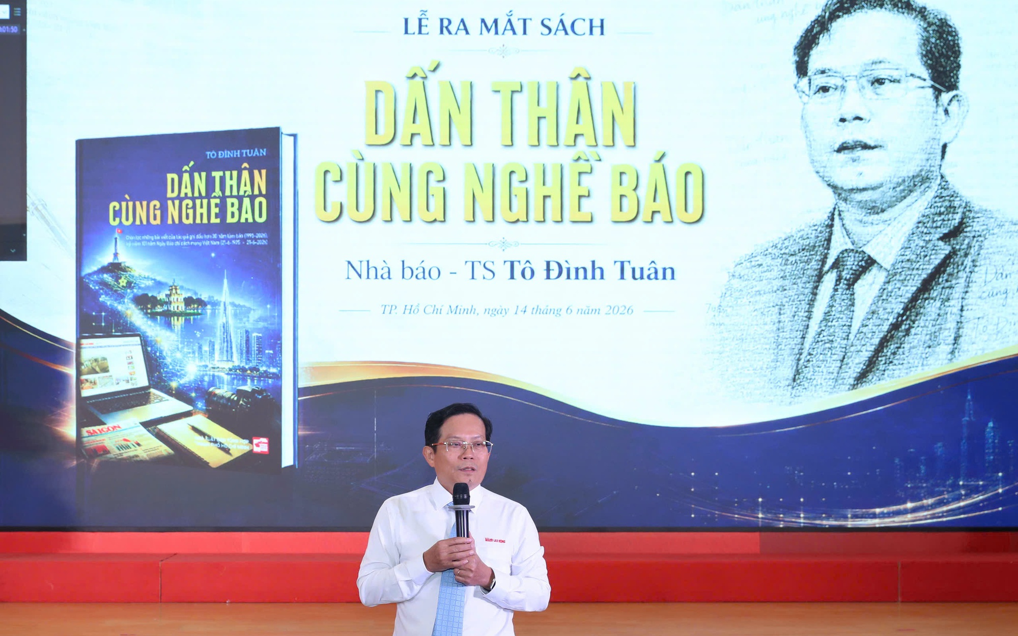 Nhà báo Tô Đình Tuân: "Cuốn sách này không phải của riêng tôi"