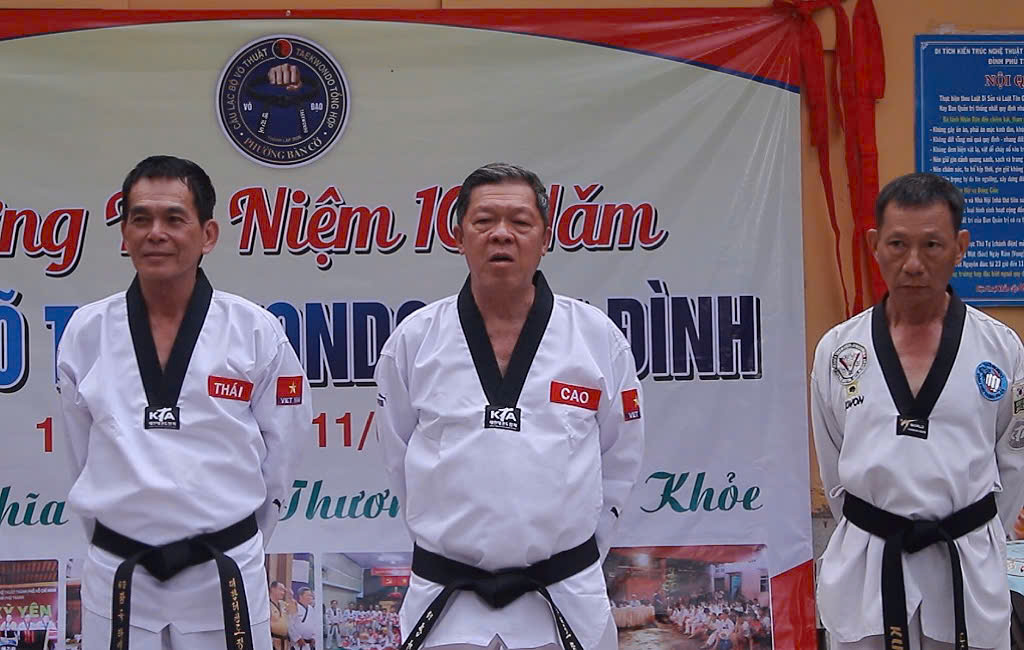 10 năm lớp võ sân đình Phú Thạnh: Hành trình gieo chữ "Nhẫn", dựng chữ "Tâm" - Ảnh 9.
