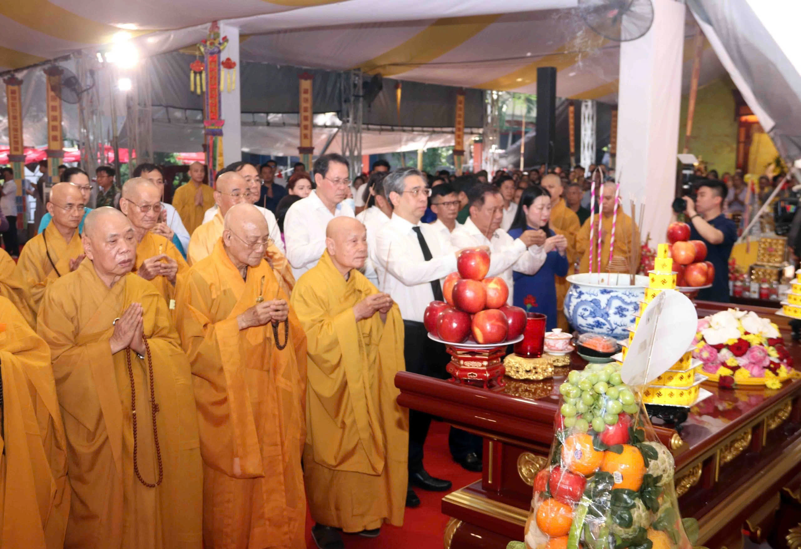 Tưởng niệm liệt sĩ Chiến dịch Mậu Th&acirc;n 1968 tại TP HCM - Ảnh 1.