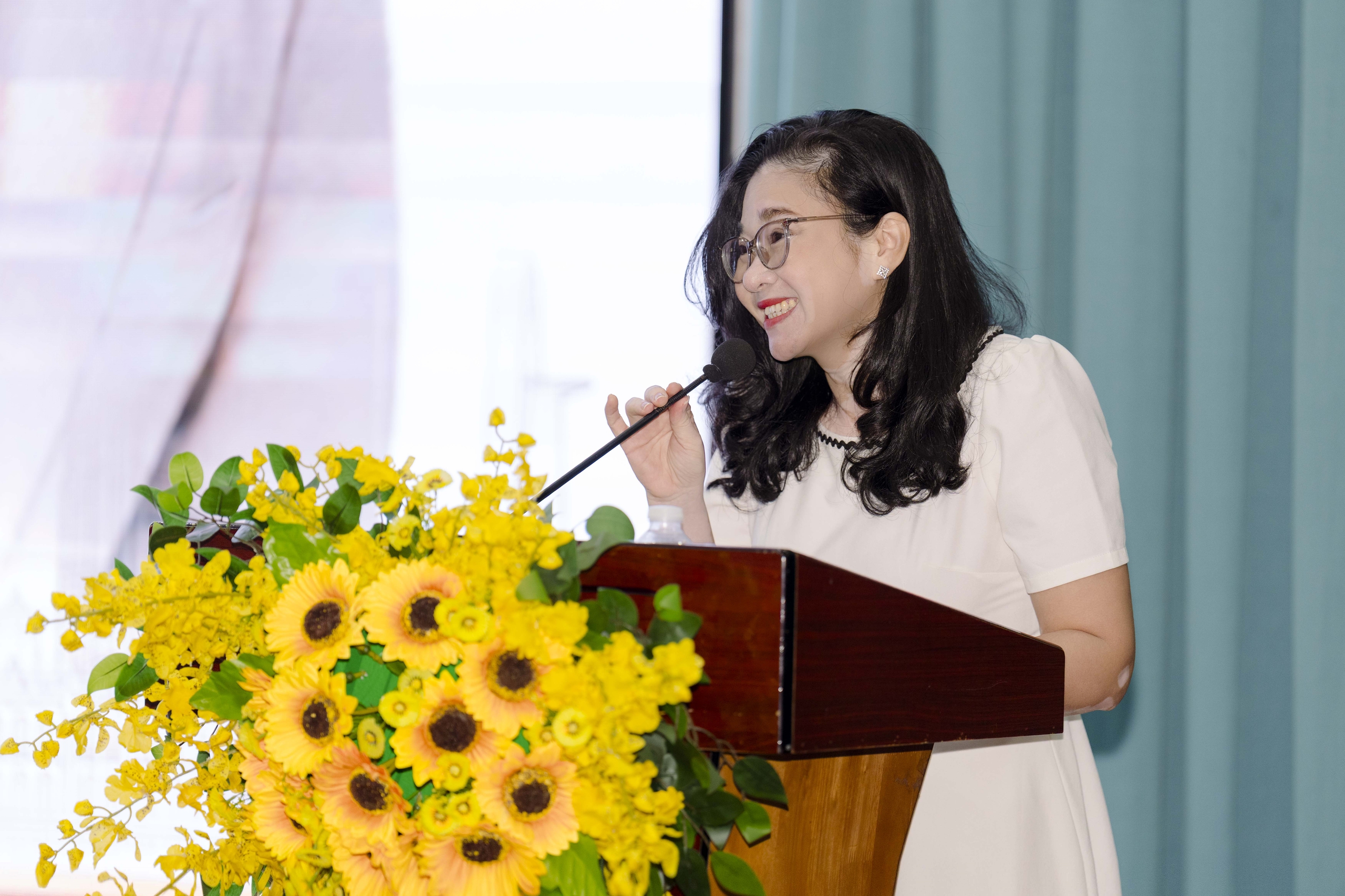 &ldquo;Bạch biến kh&ocirc;ng bi&ecirc;n giới&rdquo;: H&agrave;nh tr&igrave;nh lan tỏa y&ecirc;u thương từ một dự &aacute;n cộng đồng - Ảnh 3.