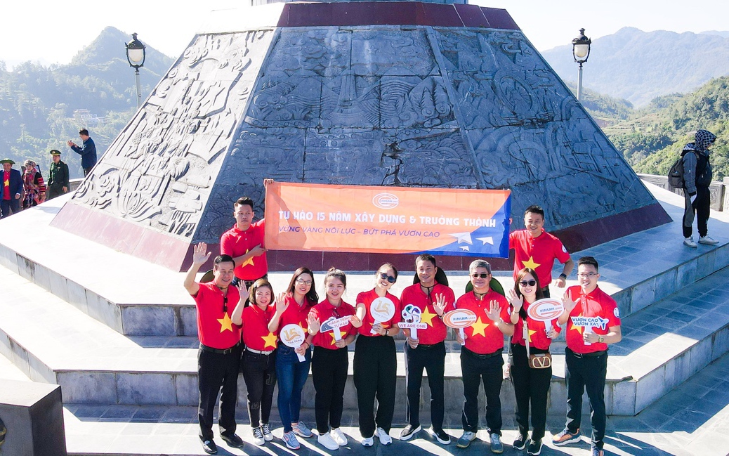 Hành trình những lá cờ tổ quốc nơi biên cương
