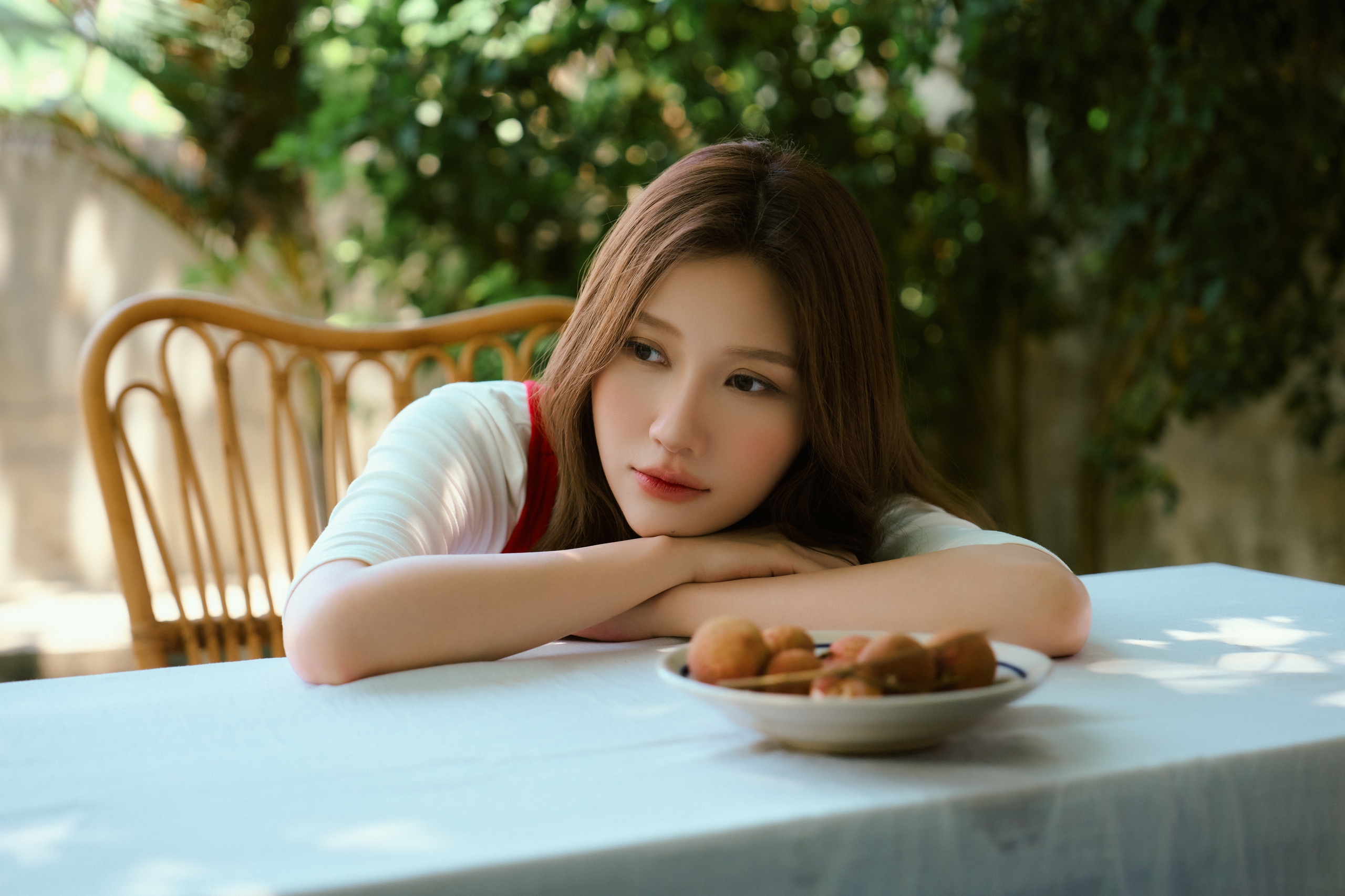 Khi âm nhạc mang hơi thở điện ảnh: Ali Hoàng Dương trở lại với "Thật Hay Mơ" - Ảnh 10.