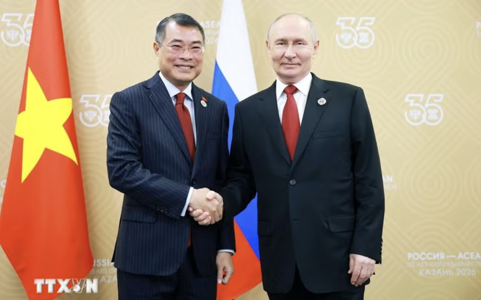 Thủ tướng Lê Minh Hưng gặp Tổng thống Putin: Sớm triển khai Nhà máy điện hạt nhân Ninh Thuận 1