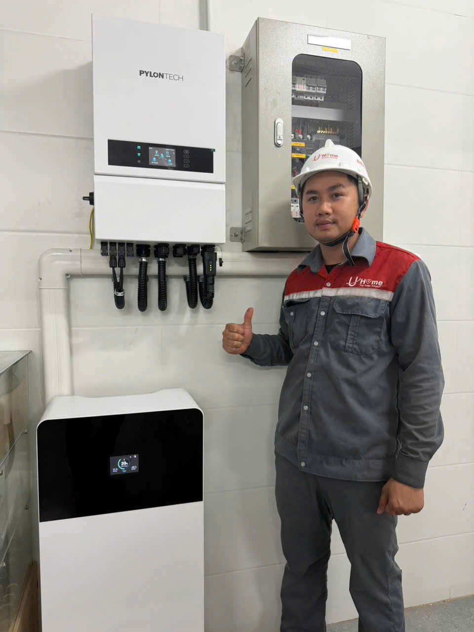 V&igrave; sao nhiều người lắp điện mặt trời vẫn phải mua điện gi&aacute; cao v&agrave;o buổi tối? - Ảnh 1.