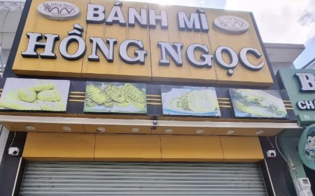 Truy xuất nguồn gốc vụ gần 100 người nghi ngộ độc bánh mì
