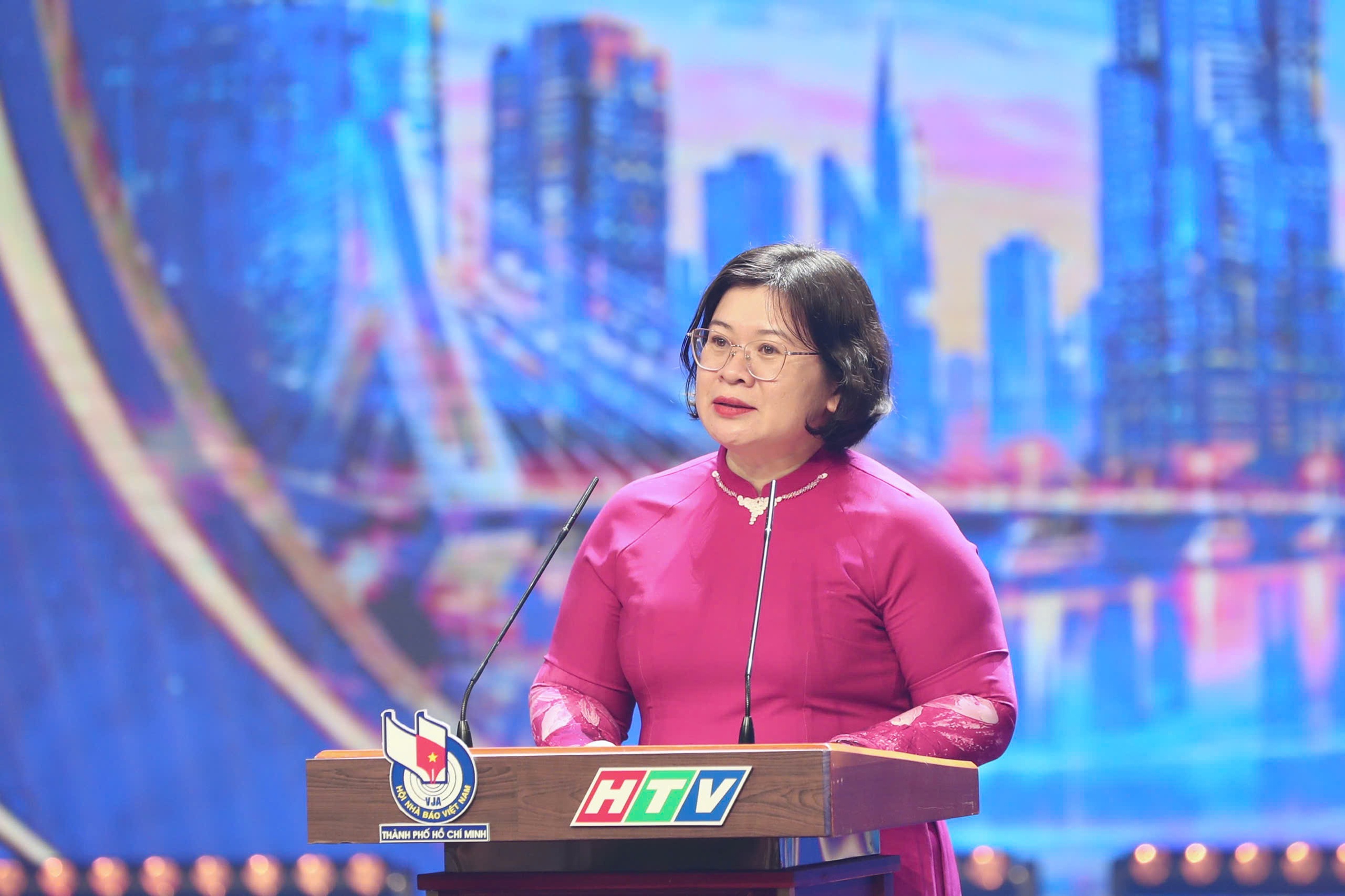 B&aacute;o ch&iacute; TPHCM l&agrave; điểm s&aacute;ng của b&aacute;o ch&iacute; c&aacute;ch mạng Việt Nam - Ảnh 3.