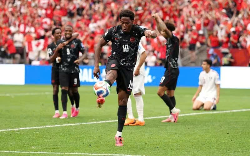 Mỹ 2-0 Úc: Chủ nhà gửi lời cảnh báo - Ảnh 5.