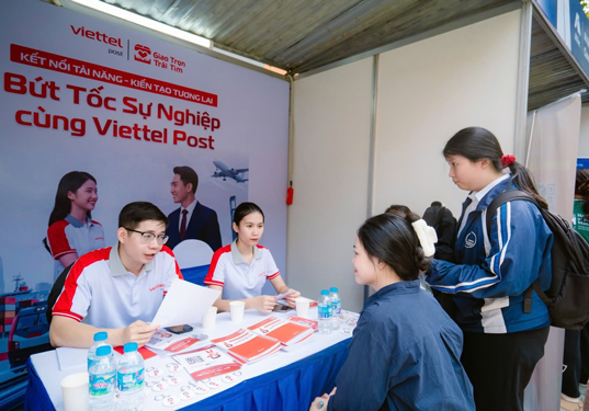 Khoảng cách giữa đào tạo - nhu cầu - Ảnh 1.