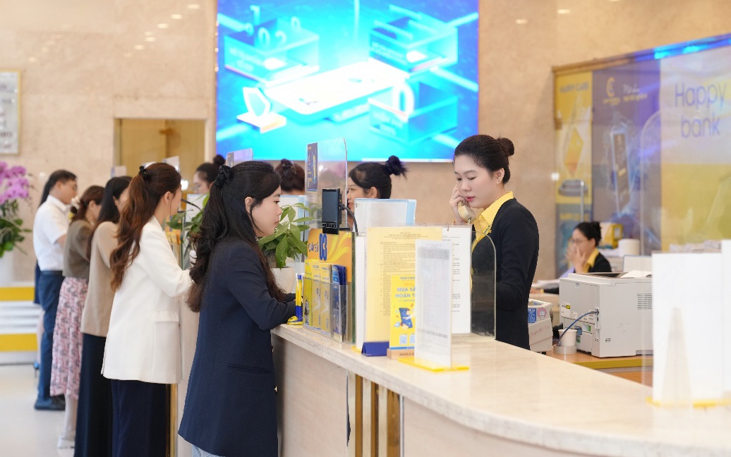 FiinRatings tiếp tục duy trì xếp hạng tín nhiệm Nam A Bank ở mức A- với triển vọng xếp hạng ổn định