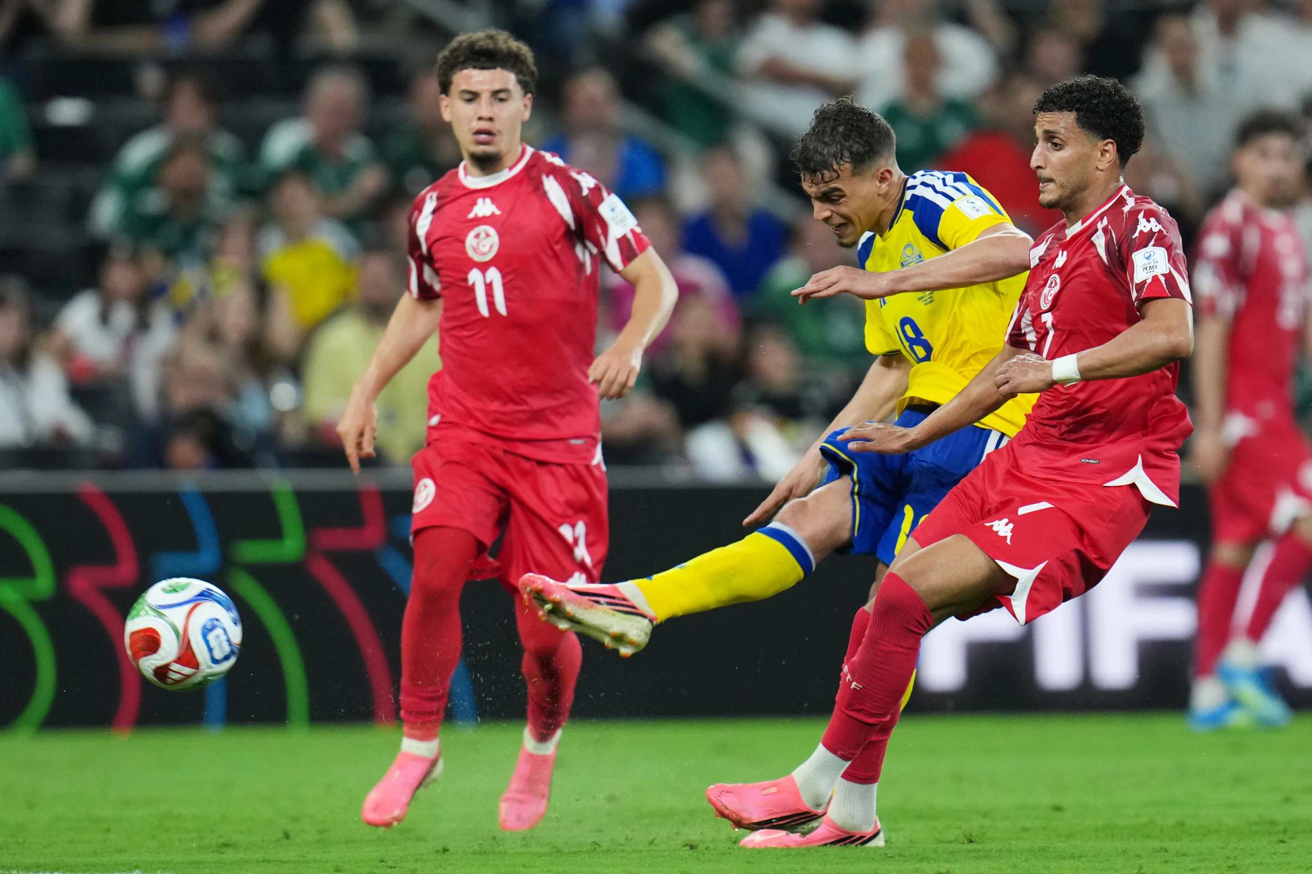 Trận đấu thứ 1.000 World Cup: Nhật Bản - Tunisia viết tiếp trang sử - Ảnh 1.