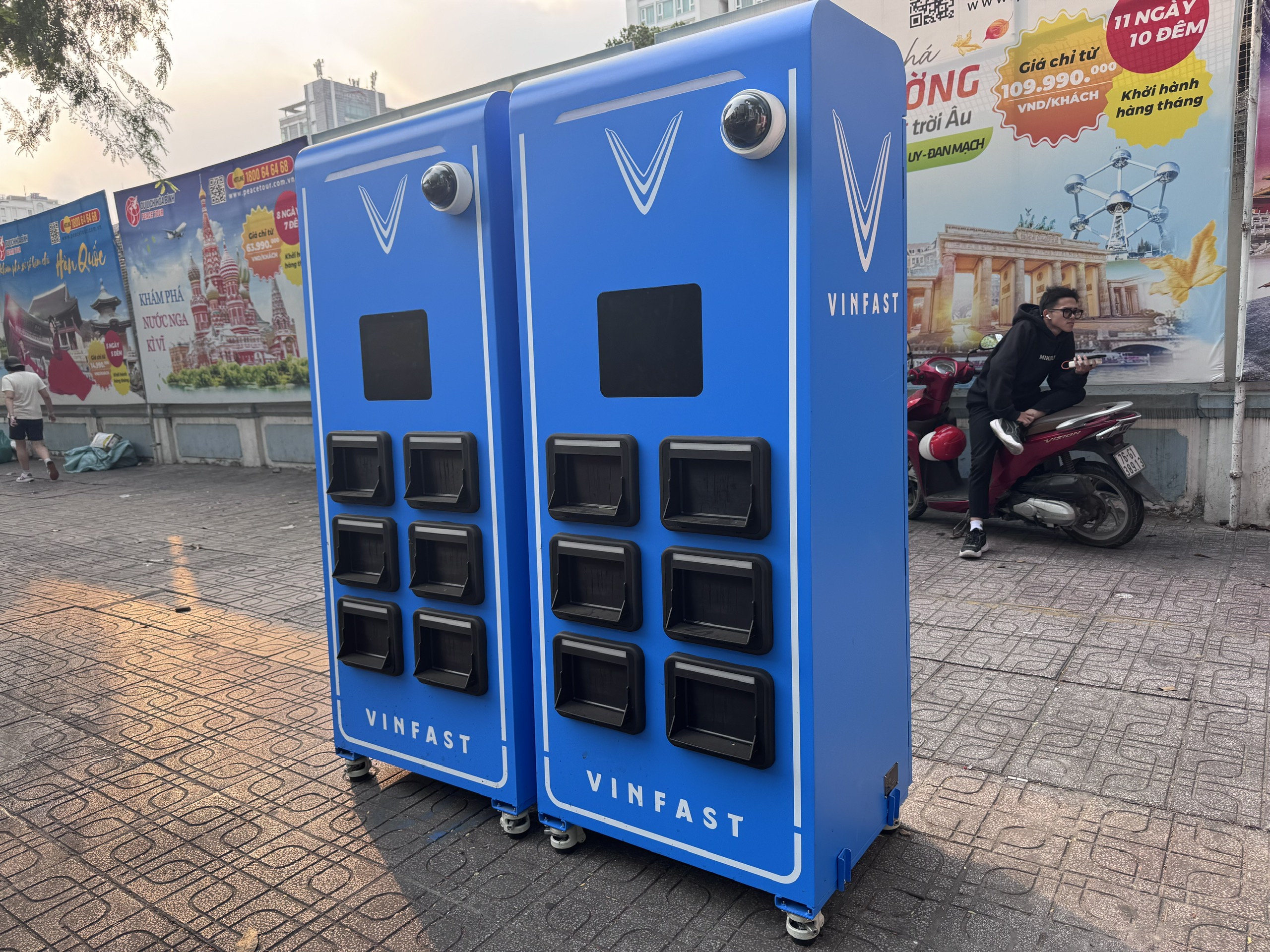 V-Green hợp tác Evnhanoi triển khai 10.000 tủ đổi pin - Ảnh 1.