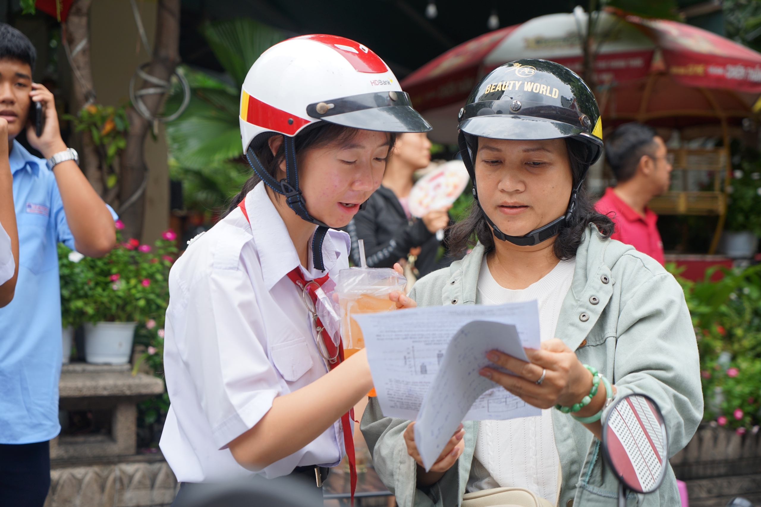 Đề Toán lớp 10 không khó, nhưng nhiều “bẫy” - Ảnh 5.