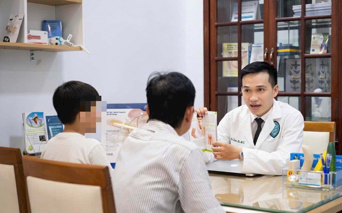 Cha mẹ lo lắng khi thấy “cậu nhỏ” của con trai biến mất