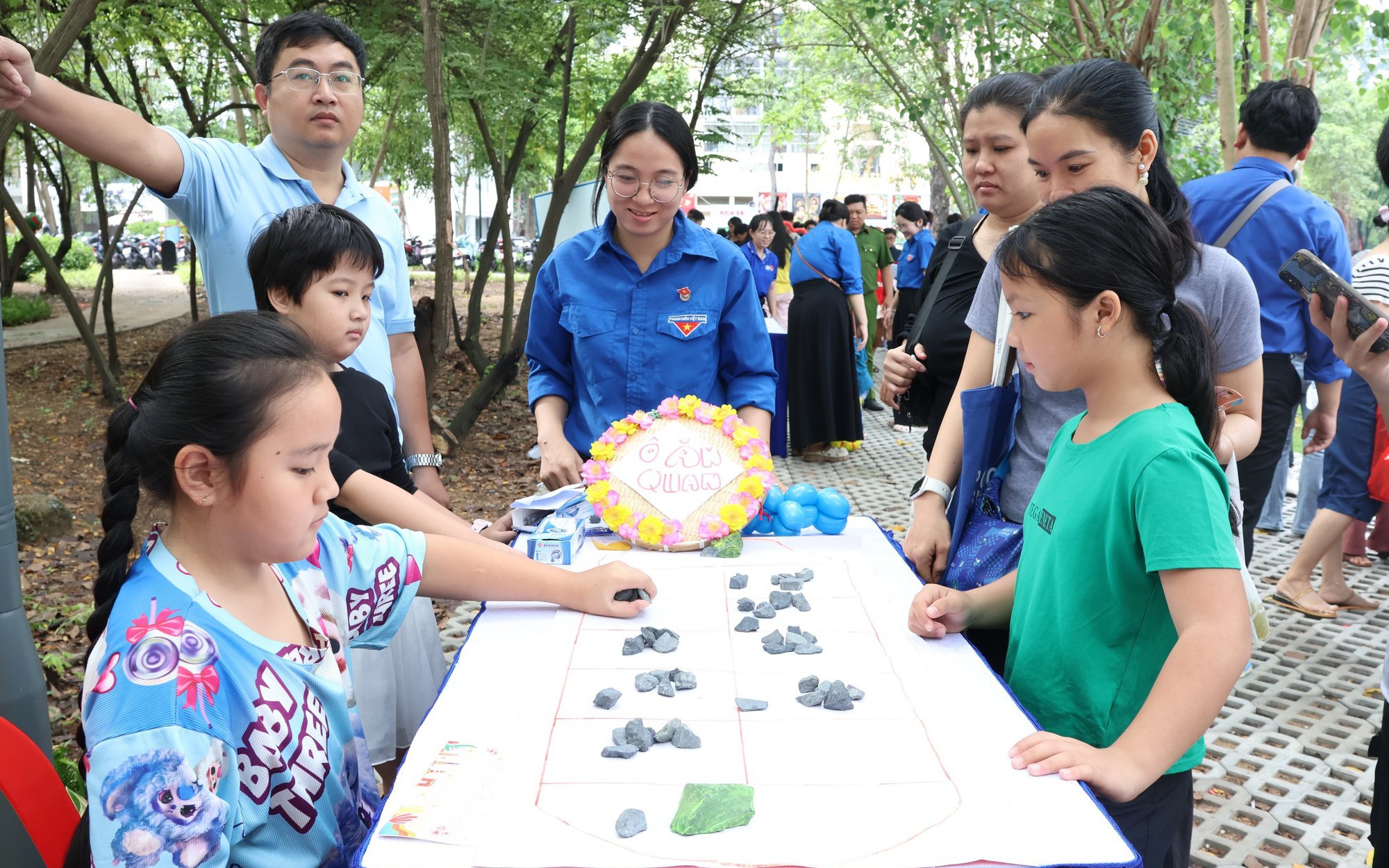 Những đứa trẻ không có mùa hè