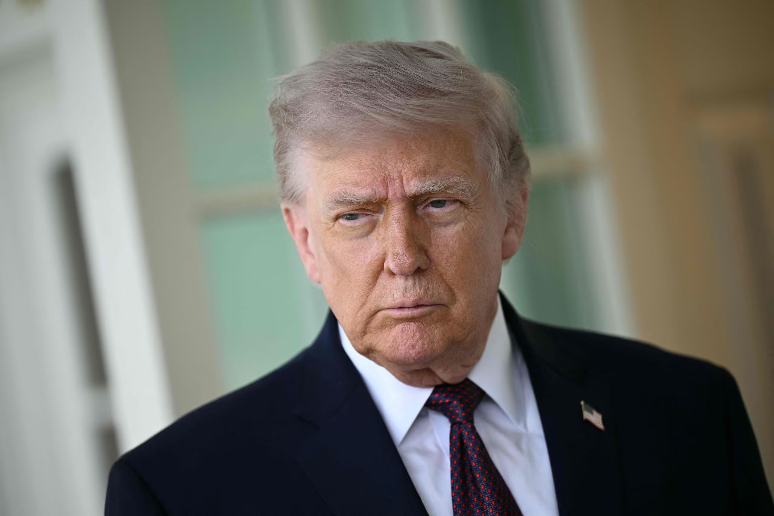 Ông Donald Trump chê đàm phán với Iran “nhàm chán” - Ảnh 1.
