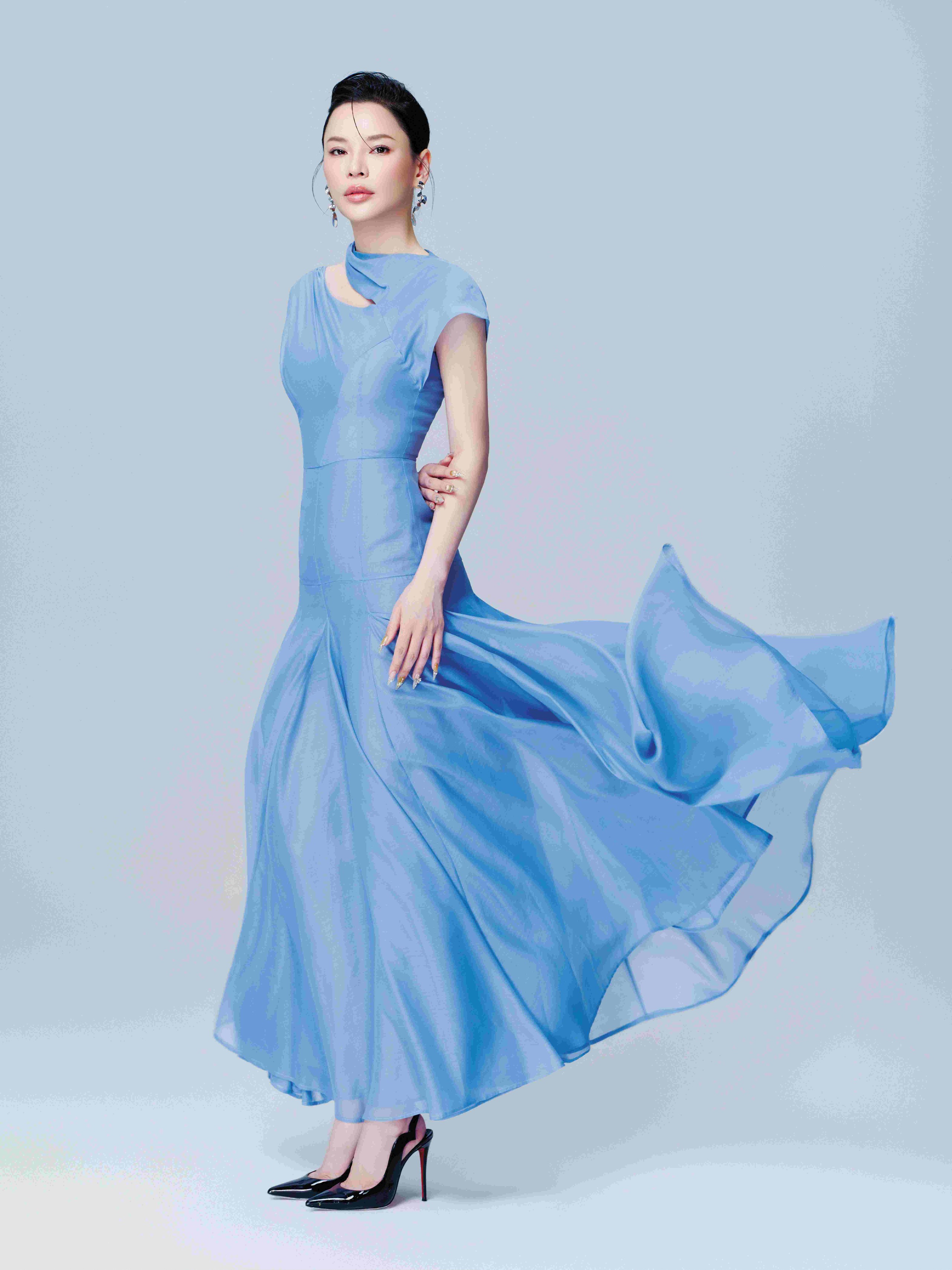 Người đẹp từng "mất tích" khỏi showbiz 12 năm tái xuất với tạo hình gây bất ngờ - Ảnh 12.