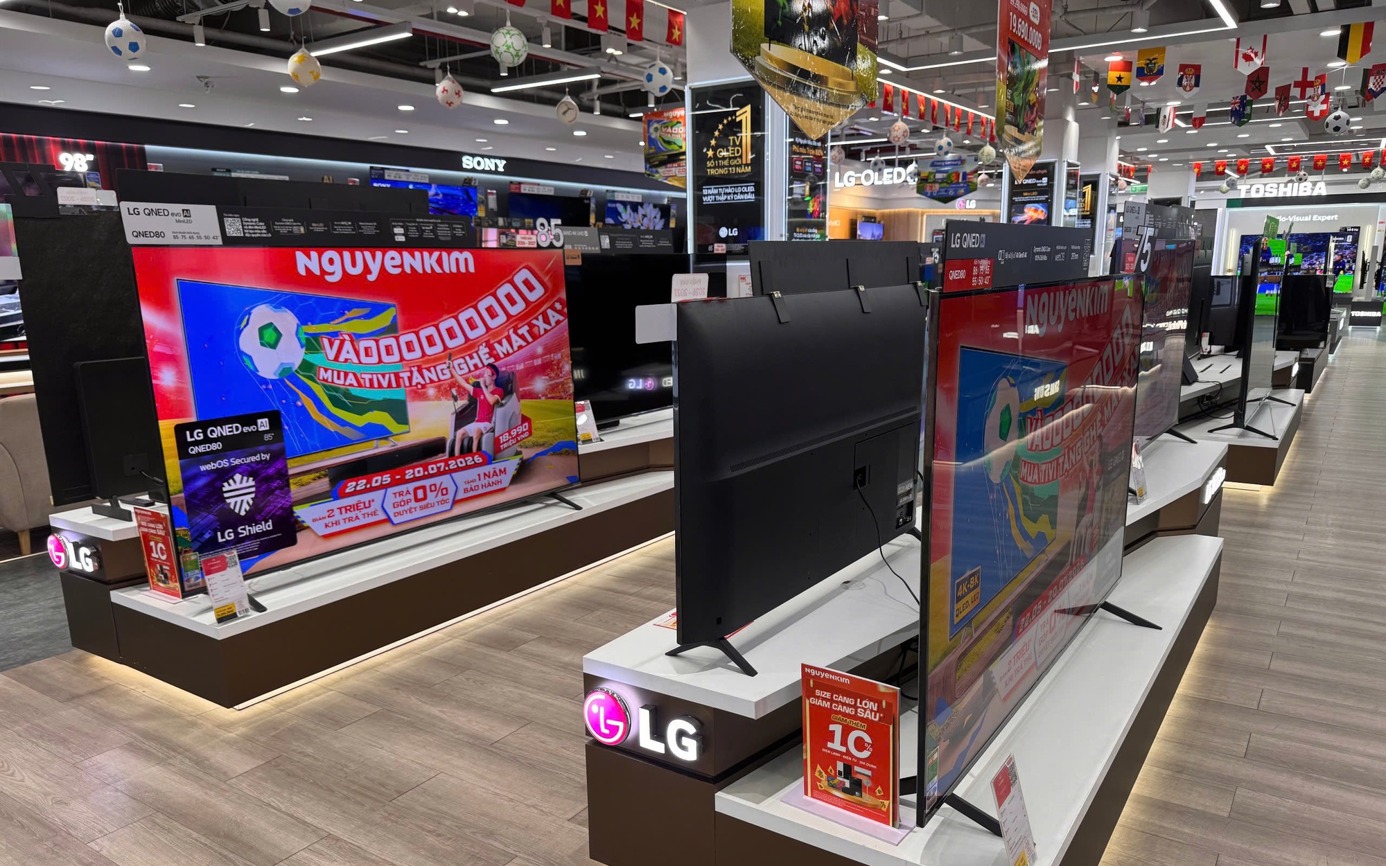 Thị trường tivi mùa World Cup trầm lắng