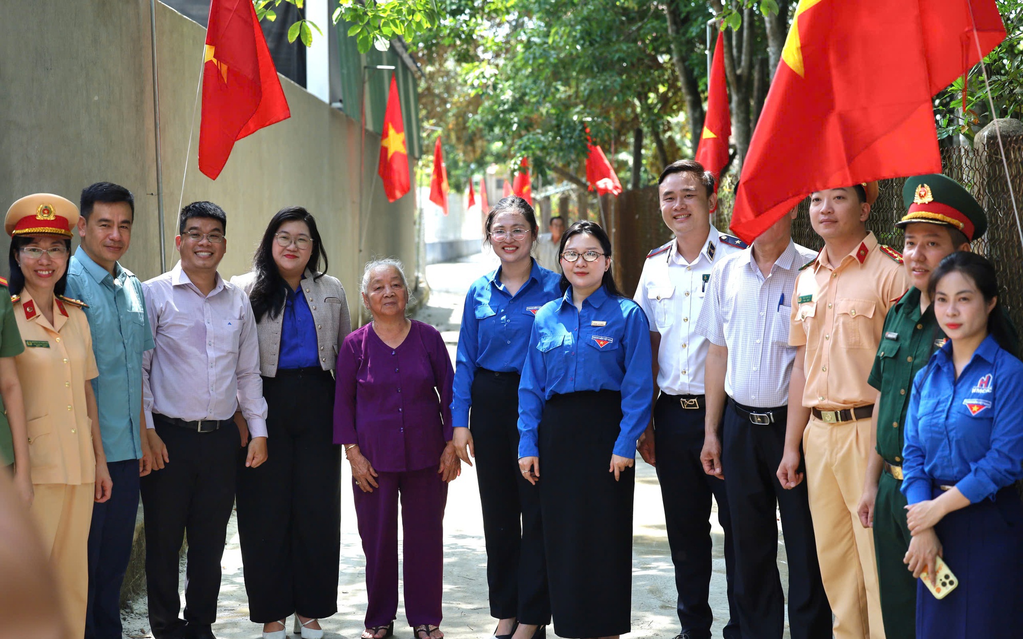 TPHCM: Con đường nối dài nghĩa tình ở Đồng Sặc