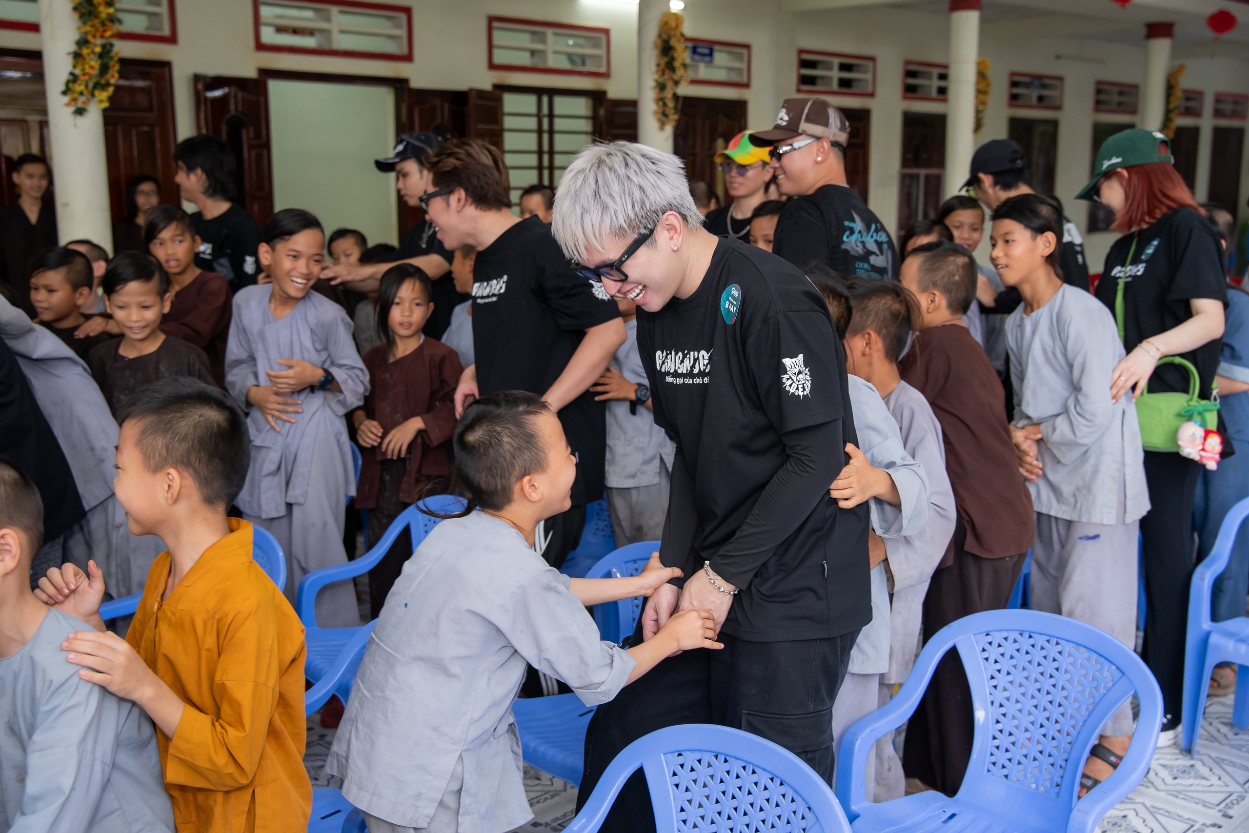 Hành trình Ray Of Hope: B Ray và đồng nghiệp lan tỏa những điều tử tế  - Ảnh 7.