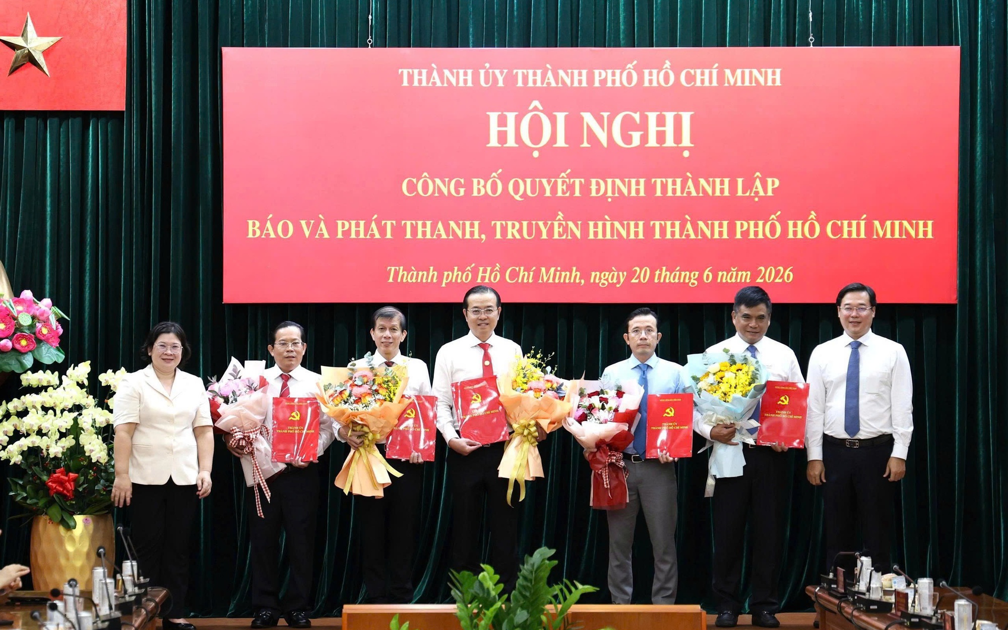 Bước ngoặt lịch sử của báo chí TP HCM