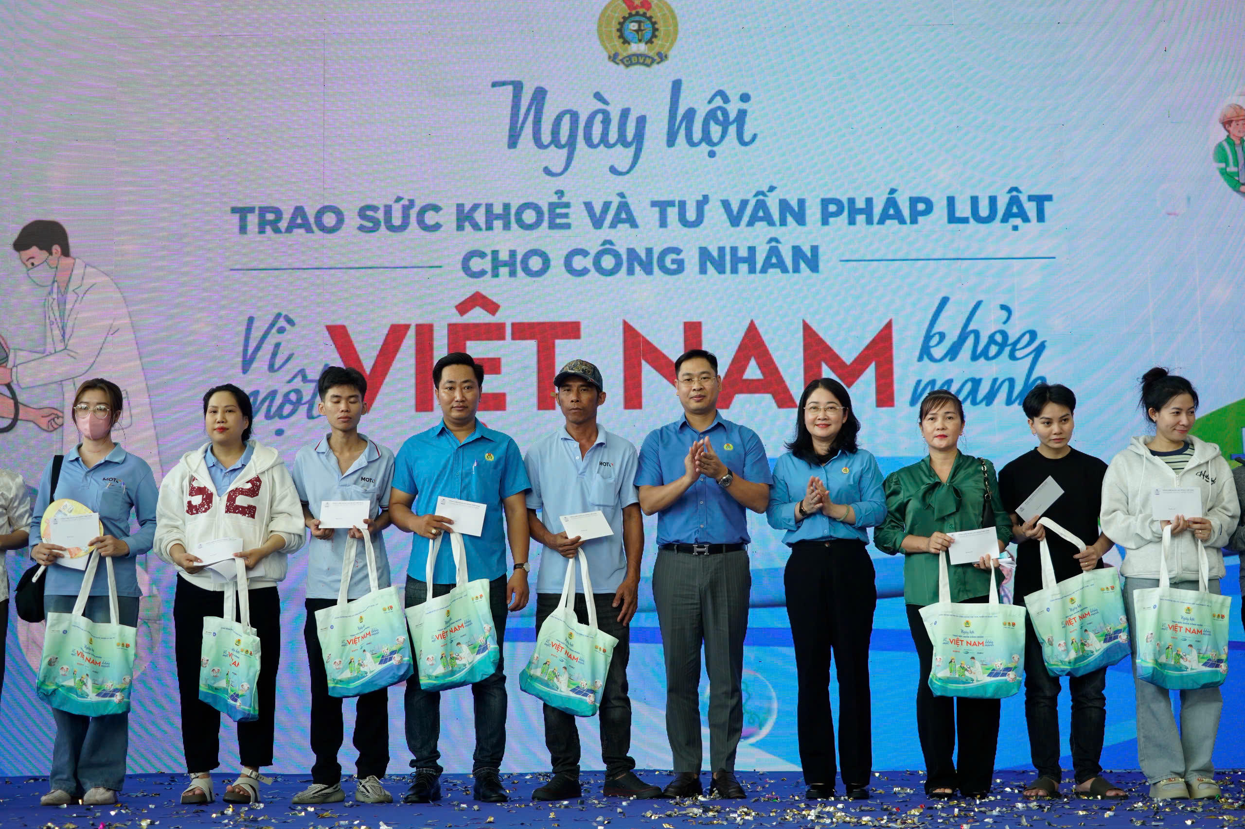 Khám bệnh miễn phí cho công nhân tại TPHCM năm 2026: Sự kiện ý nghĩa cho sức khỏe - Ảnh 4.