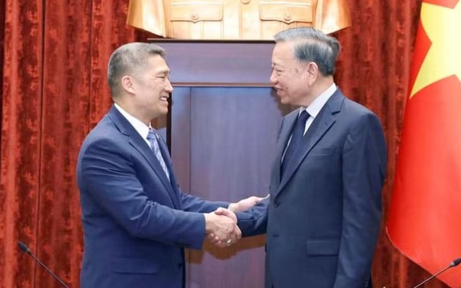 Tổng Bí thư, Chủ tịch nước Tô Lâm tiếp Quyền Bộ trưởng Hải quân Mỹ Hùng Cao