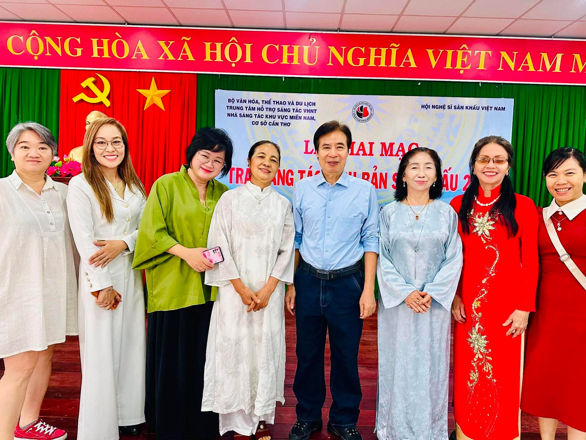 Khai mạc Trại sáng tác kịch bản sân khấu Cần Thơ 2026 - Ảnh 1.