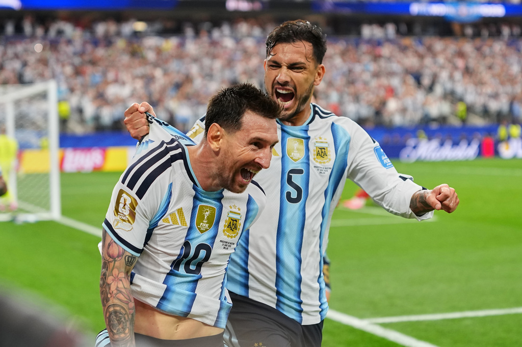 Messi lập c&uacute; đ&uacute;p lịch sử, Argentina sớm gi&agrave;nh v&eacute; v&agrave;o v&ograve;ng 1/16 World Cup 2026 - Ảnh 3.