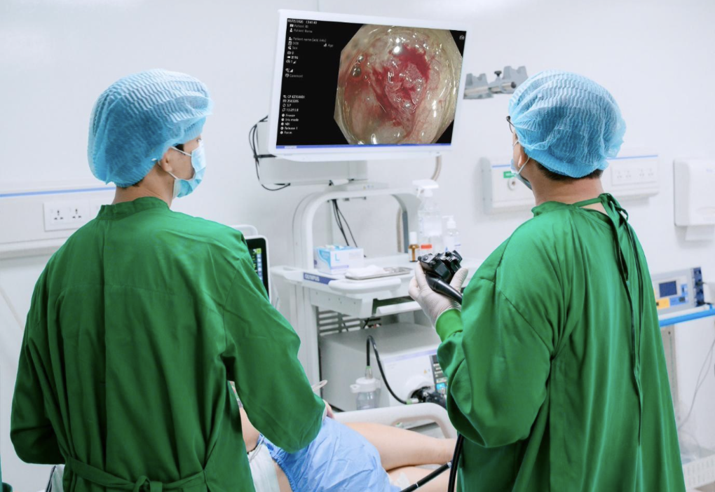 Những dấu hiệu tiêu hóa tưởng chừng vô hại có thể cảnh báo ung thư - Ảnh 1.