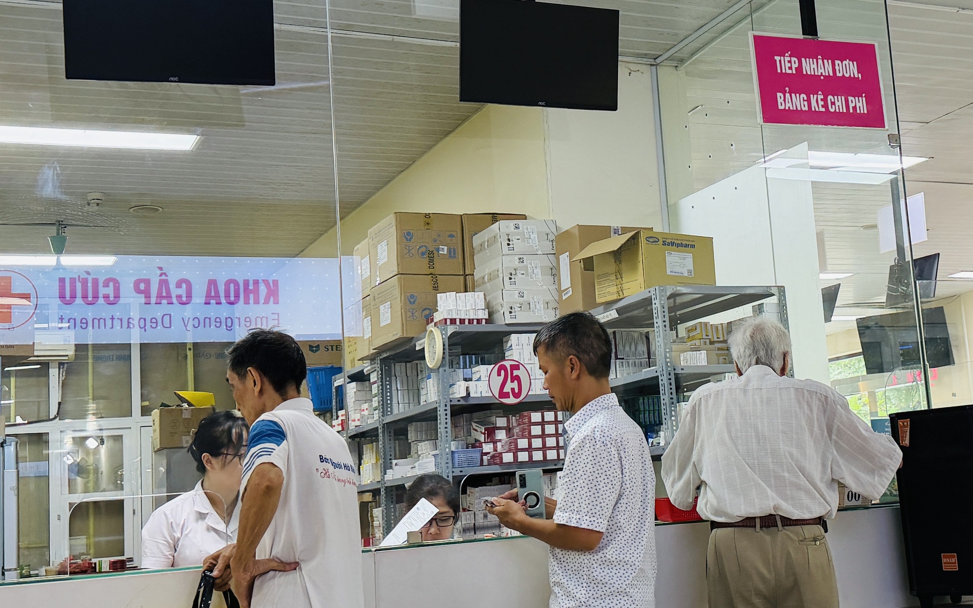 Từ 1-7, khám trái tuyến ở nhiều bệnh viện trung ương được BHYT trả 50%