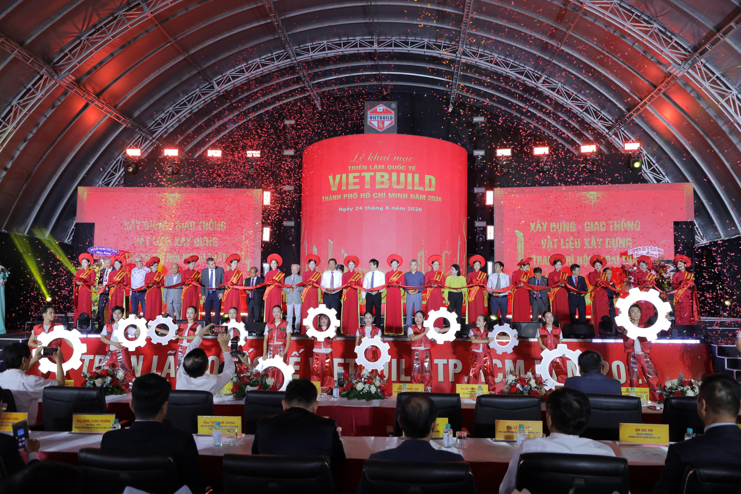 Nhiều hoạt động hấp dẫn tại Triển lãm Quốc tế VIETBUILD 2026 tại TPHCM - Ảnh 1.