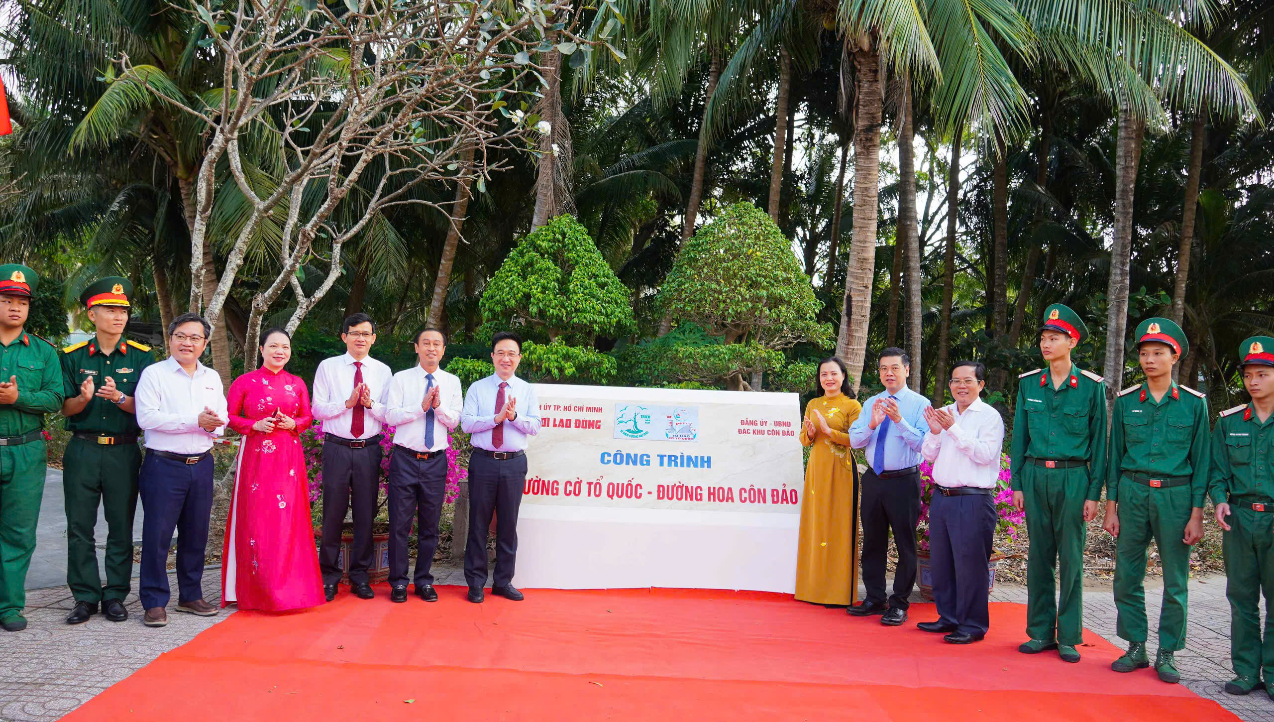 Sở GD-ĐT TPHCM c&oacute; chỉ đạo quan trọng trong h&agrave;nh tr&igrave;nh về nguồn tại C&ocirc;n Đảo của trường học to&agrave;n th&agrave;nh - Ảnh 2.