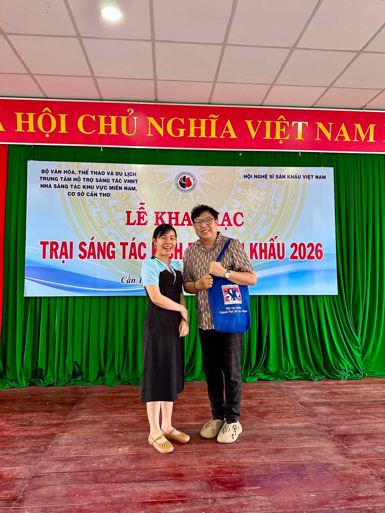 Nguyễn Minh Ngọc H&agrave; - c&acirc;y b&uacute;t trẻ viết kịch bản sử Việt về nh&acirc;n vật Phạm Ngũ L&atilde;o - Ảnh 2.