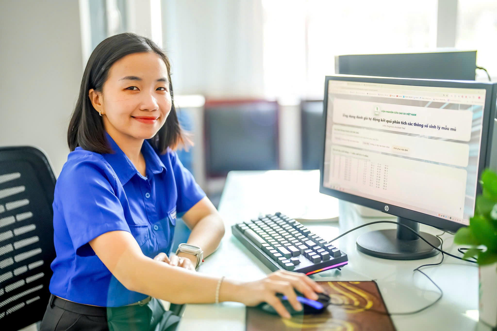 Dấu ấn của nữ nghiên cứu viên trẻ ngành cao su - Ảnh 1.
