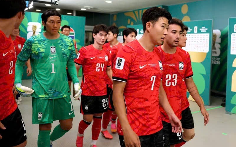 World Cup của những khán đài nhập cư - Ảnh 7.