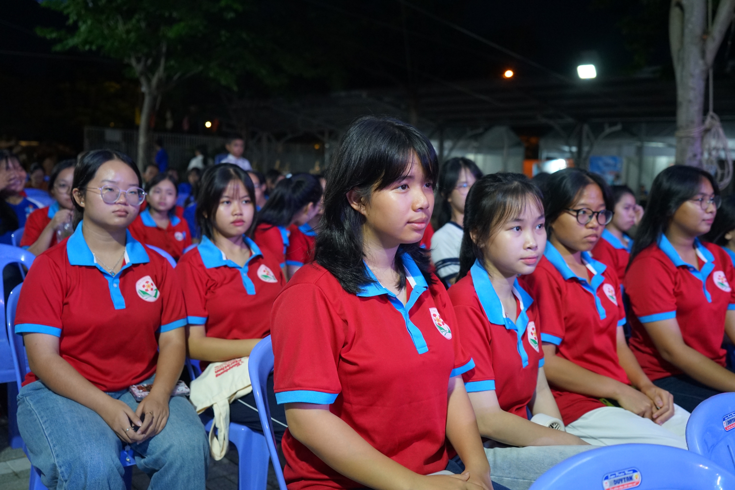 Kể chuyện lịch sử bằng nhân chứng sống - Ảnh 6.