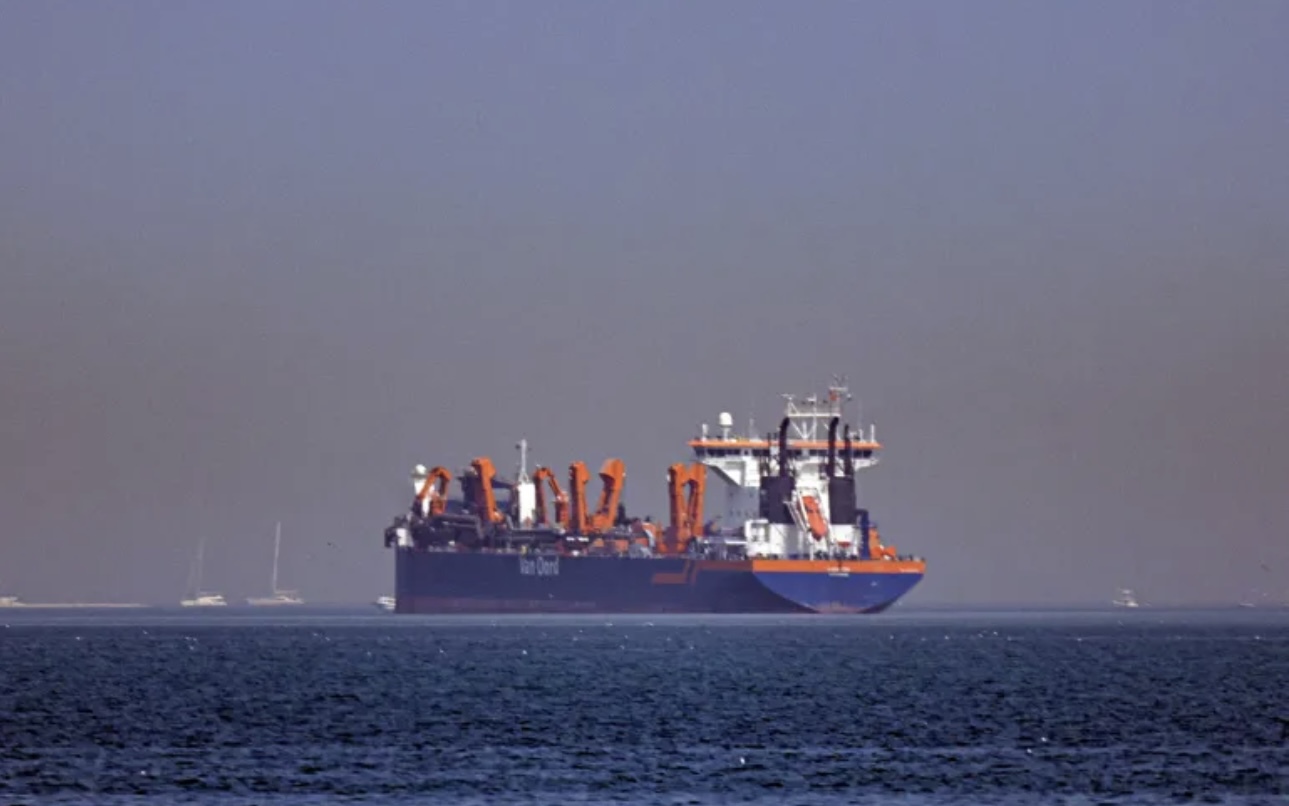 Mỹ tố Iran nổ súng vào tàu hàng, Liên hợp quốc hoãn kế hoạch hộ tống qua Hormuz