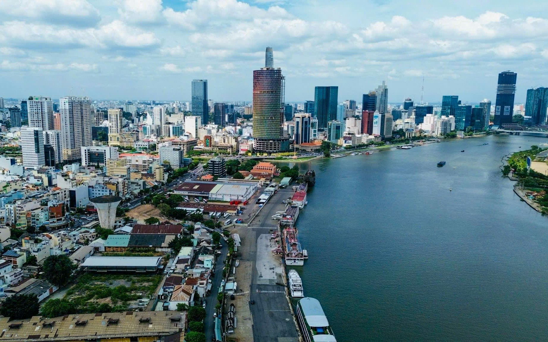 50 năm thành phố mang tên Bác: Vai trò tiên phong và khát vọng phát triển