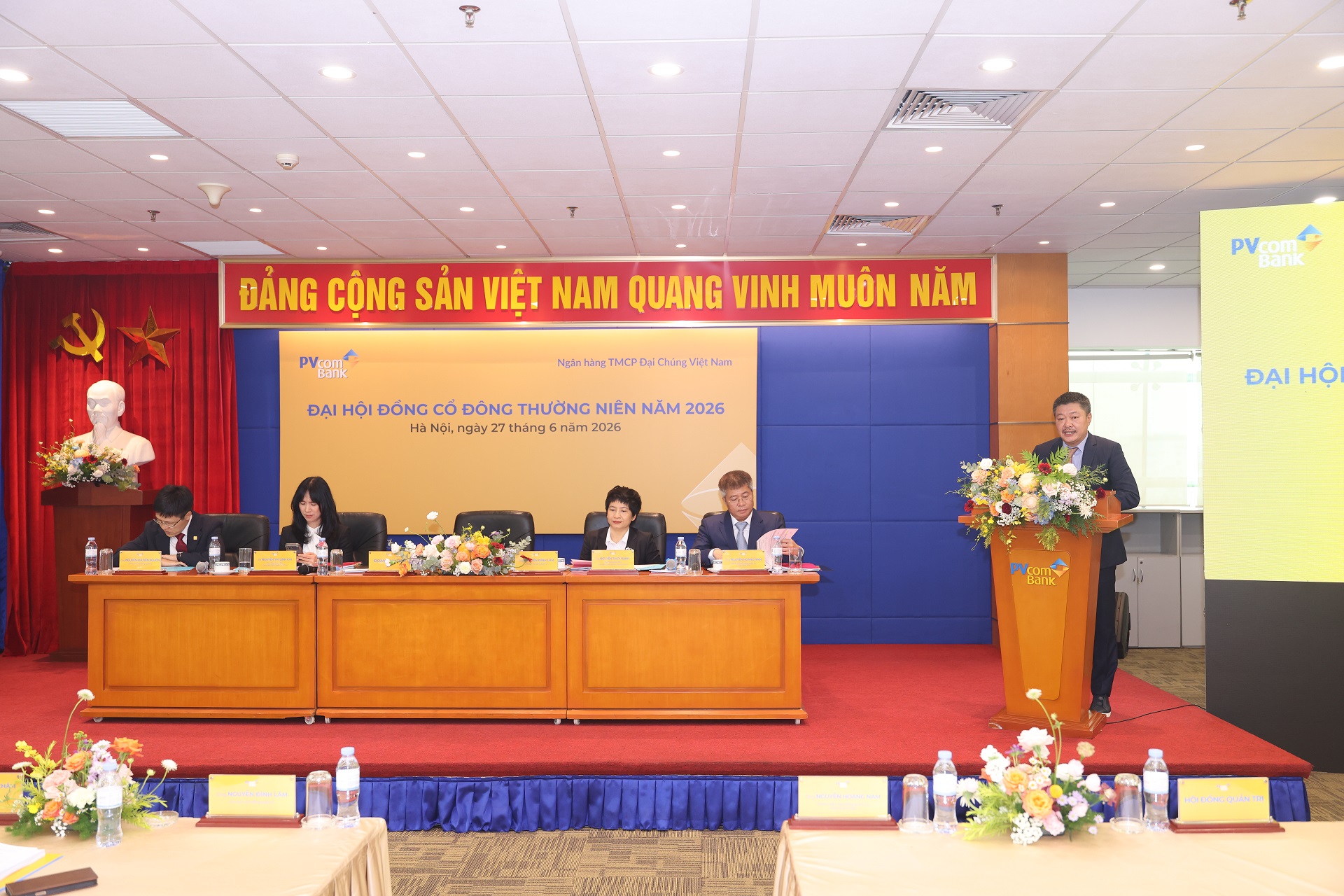 PVcomBank tổ chức th&agrave;nh c&ocirc;ng Đại hội đồng cổ đ&ocirc;ng thường ni&ecirc;n năm 2026 - Ảnh 2.