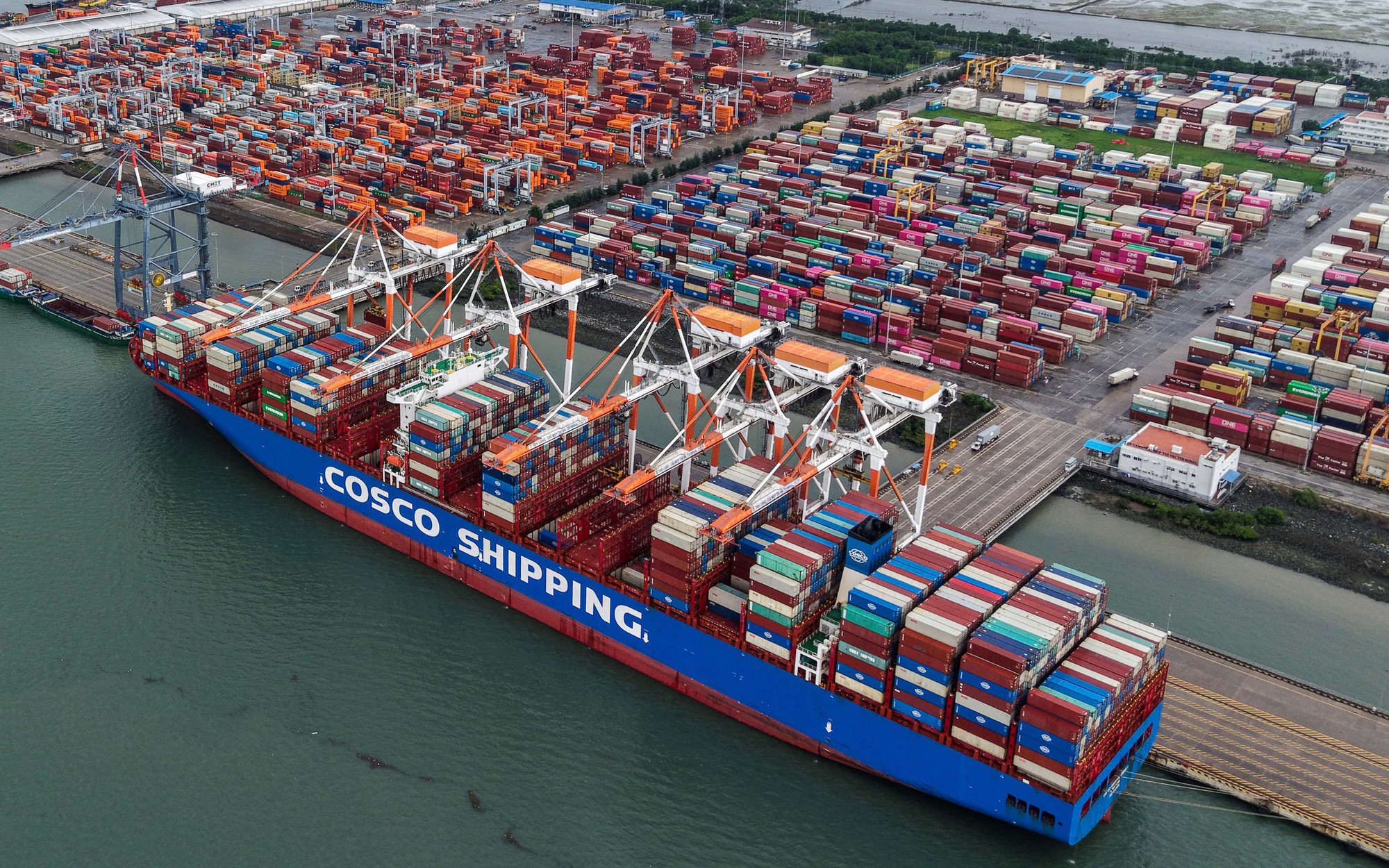 Khai mở động lực tăng trưởng mới