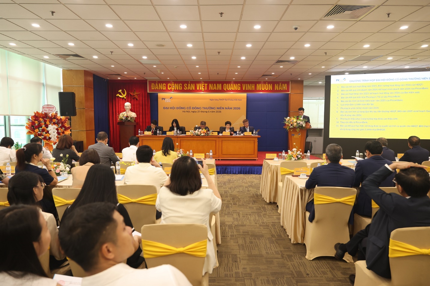 PVcomBank tổ chức th&agrave;nh c&ocirc;ng Đại hội đồng cổ đ&ocirc;ng thường ni&ecirc;n năm 2026 - Ảnh 1.