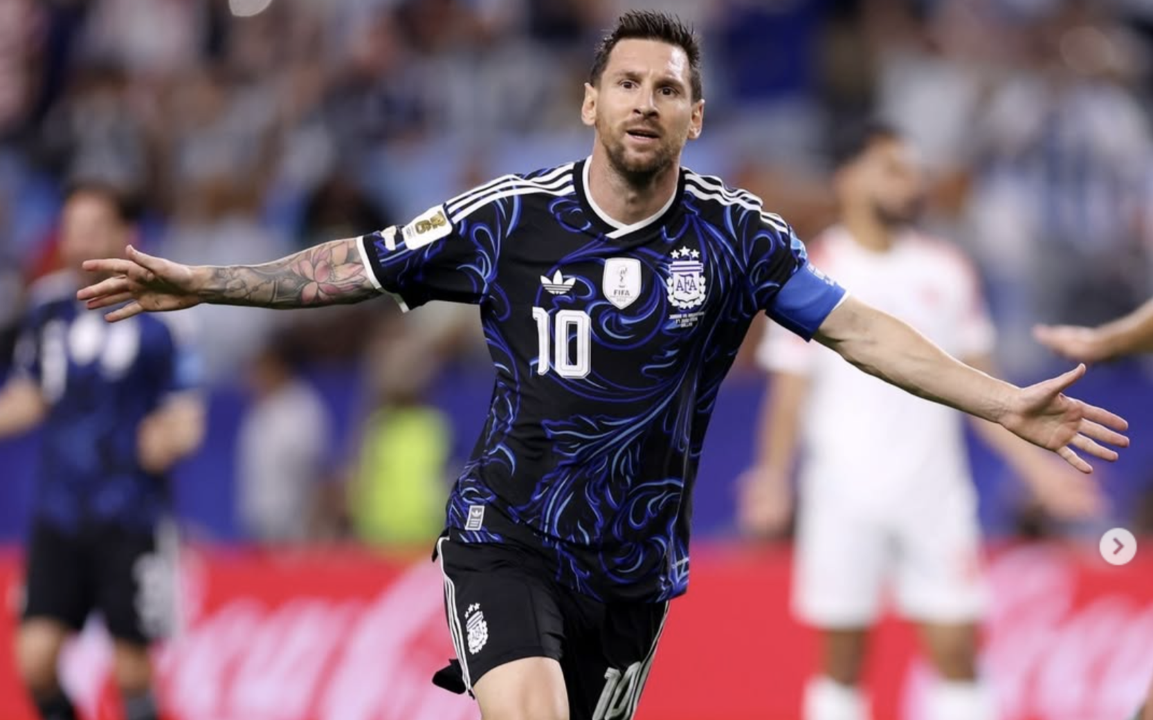 Messi ghi siêu phẩm từ ghế dự bị, Argentina thắng thuyết phục Jordan