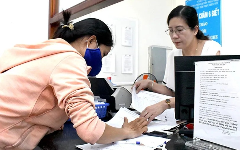 Đóng BHXH 17 năm, rút một lần hay bảo lưu có lợi hơn?
