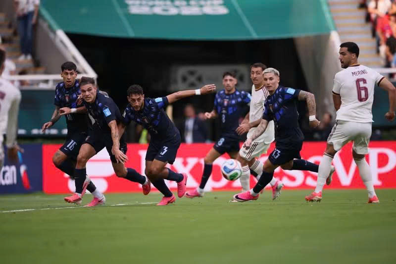 Tuyển Uruguay rối ren sau World Cup 2026 - Ảnh 2.